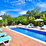 Kayakoey 4 Bedroom With Private Pool Φετιγιέ