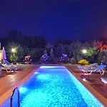 Βίλα Kayakoey 4 Bedroom With Private Pool Φετιγιέ