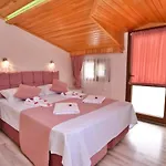 Kayakoey 4 Bedroom With Private Pool Φετιγιέ